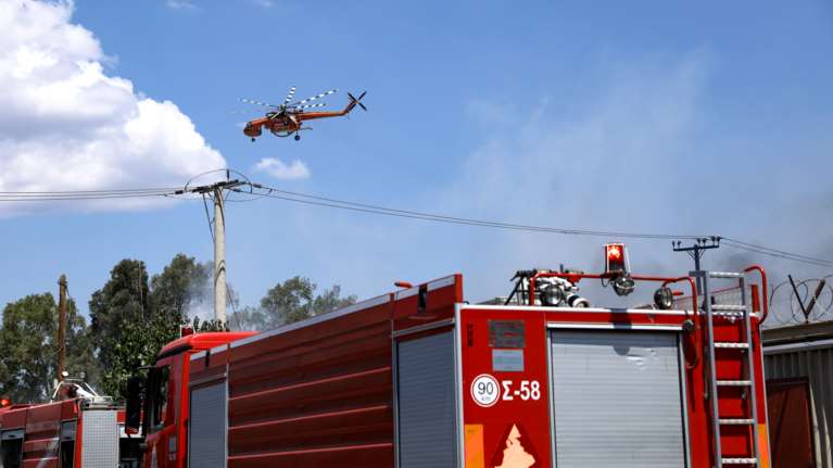 Εύβοια: Υπό μερικό έλεγχο η πυρκαγιά στα Γιάλτρα