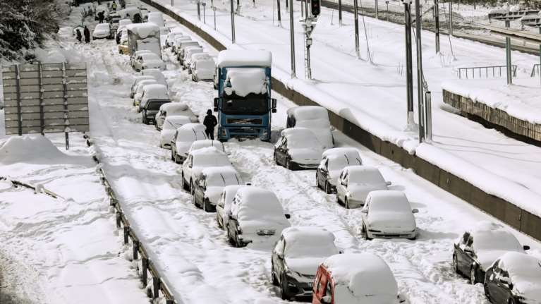 Μητσοτάκης: Αποζημίωση 2.000 ευρώ σε κάθε οδηγό που εγκλωβίστηκε στην Αττική Οδό θα πληρώσει η εταιρεία