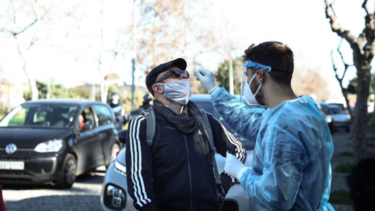 ΕΟΔΥ: Σε 144 σημεία θα πραγματοποιούνται σήμερα δωρεάν rapid test