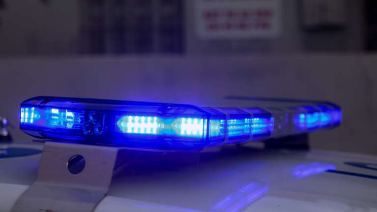 Χειροπέδες σε 80χρονο που πουλούσε πλαστούς πίνακες και βυζαντινές εικόνες