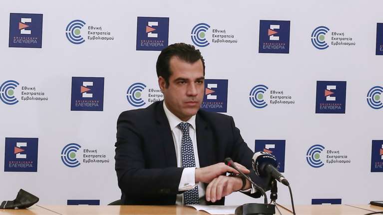 Πλεύρης: Ενδεχόμενο διαγραφής του προστίμου στους άνω των 60, αν εμβολιαστούν