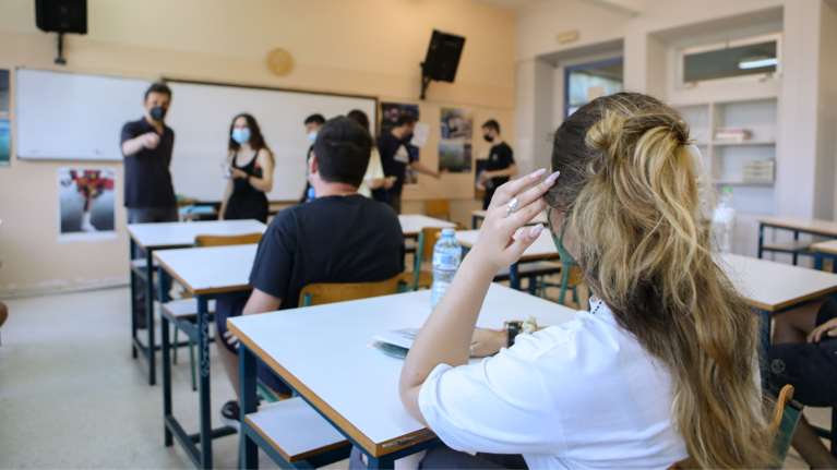 Πανελλήνιες 2022: Τα θέματα και οι απαντήσεις των μαθημάτων των ΕΠΑΛ