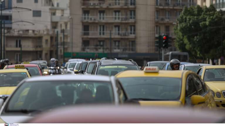 Ερευνα: &quot;Η Αθήνα πεθαίνει με την κίνηση&quot;- Γιατί το κυκλοφοριακό έγινε χειρότερο απ΄οτι πριν από την πανδημία