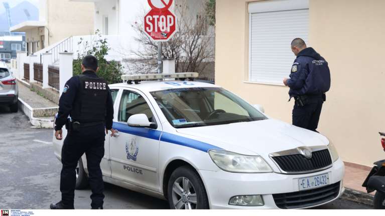 Άρτα: Μουσικός κατήγγειλε την αστυνομικό σύζυγό του για ενδοοικογενειακή βία - &quot;Κακοποιεί όχι μόνο εμένα αλλά και τον γιο μου&quot;