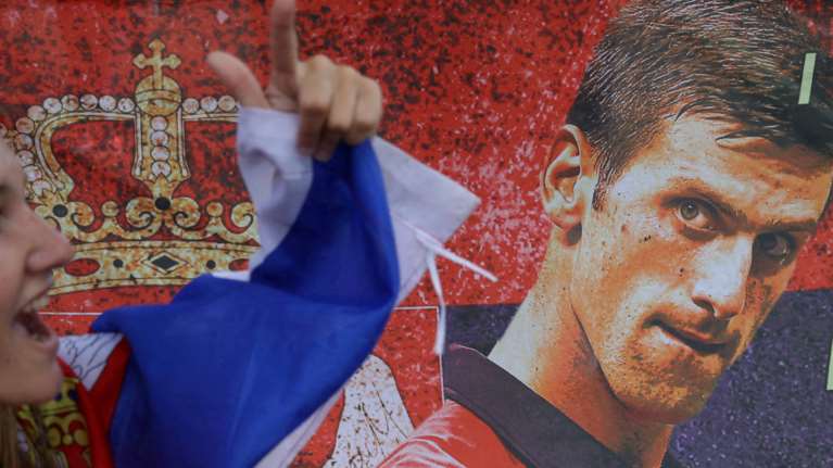 Μύλος με τον Τζόκοβιτς: Λέει ότι νόσησε δεύτερη φορά με κορονοϊό, αλλά εμφανιζόταν χωρίς μάσκα [εικόνες]