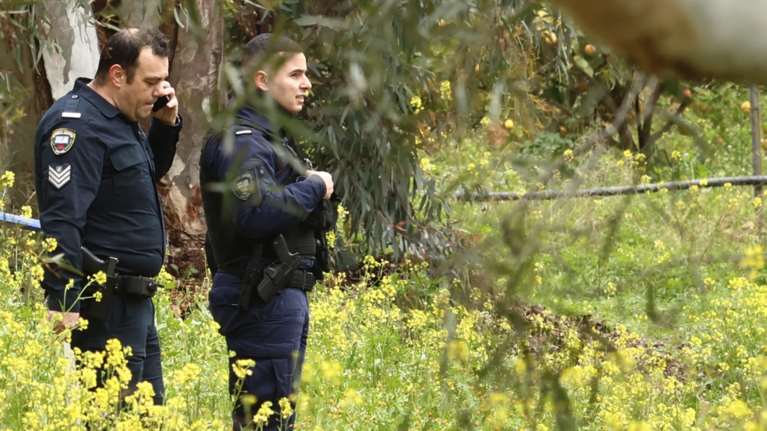 Εγκλημα στο Δαφνί: Άφαντος παραμένει ο δράστης - Τον ψάχνουν και μέσα στον περίχωρο του ιδρύματος χωρίς αποτέλεσμα