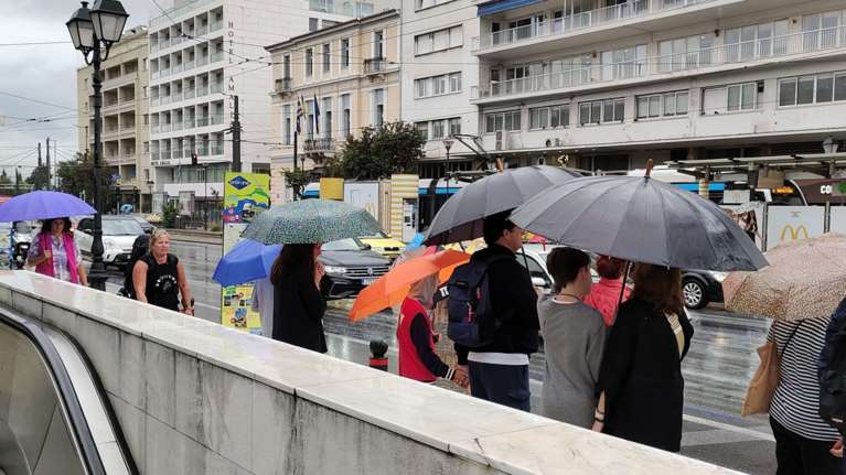Ερχεται η κακοκαιρία &quot;Barbara&quot; με βροχές, ανέμους και πτώση θερμοκρασίας - Πότε ξεκινούν τα φαινόμενα