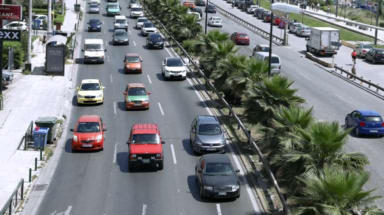 Μποτιλιάρισμα στην Αθήνα: Μετ&#39; εμποδίων η κίνηση στον Κηφισό - Ποιους δρόμους να αποφύγετε