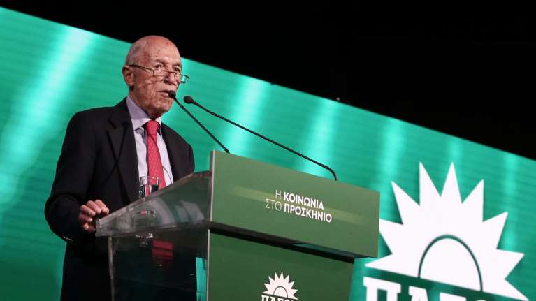 Τετραήμερο εθνικό πένθος για τον Κώστα Σημίτη - Δημοσία δαπάνη η κηδεία του την Πέμπτη, με τιμές εν ενεργεία πρωθυπουργού