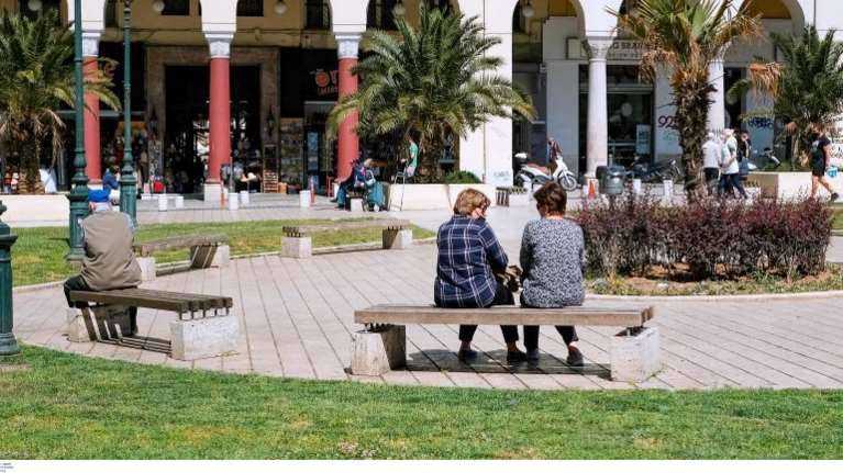 Κορονοϊός: 2.188 νέα κρούσματα σήμερα - Μειώθηκαν στους 677 οι διασωληνωμένοι - 56 θάνατοι