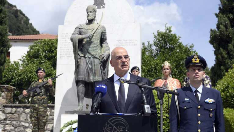 Οργή Δένδια κατά Ευρωπαίων και Τουρκίας: Κανονισμός της "Κερκόπορτας" ο μηχανισμός SAFE για την άμυνα