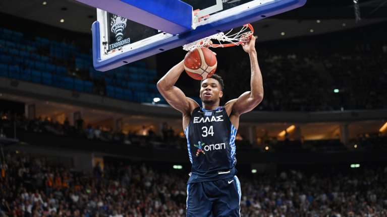 Γιάννης Αντετοκούνμπο: Κορυφαίος παίκτης του ΝΒΑ ο "Greek Freak" στη λίστα του ESPN