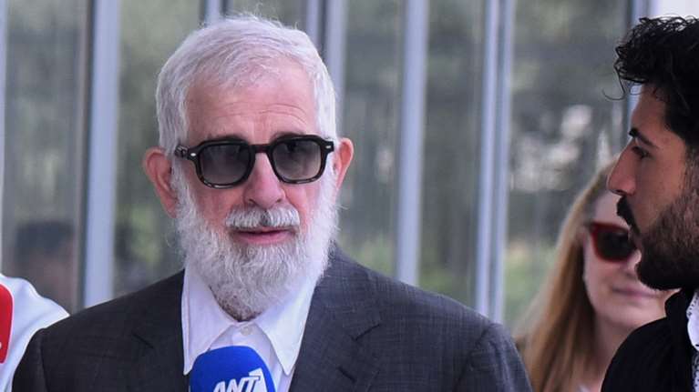 Αποχώρησε από τη δίκη ο Φιλιππίδης λόγω αδιαθεσίας - Οι μάρτυρες που καταθέτουν υπέρ του