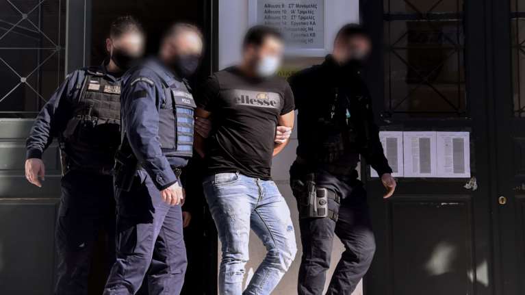 Άγιος Παντελεήμονας: Συμπληρωματική ποινική δίωξη στον Αιγύπτιο για απόπειρα ανθρωποκτονίας - Οδηγείται στον ανακριτή