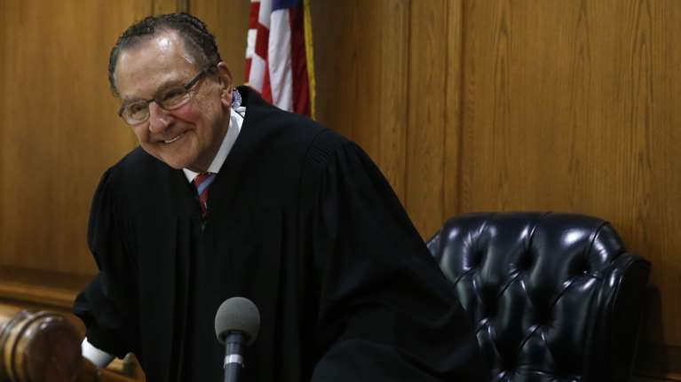 Πέθανε ο Φρανκ Κάπριο, ο &quot;πιο καλός και συμπονετικός δικαστής του κόσμου&quot;