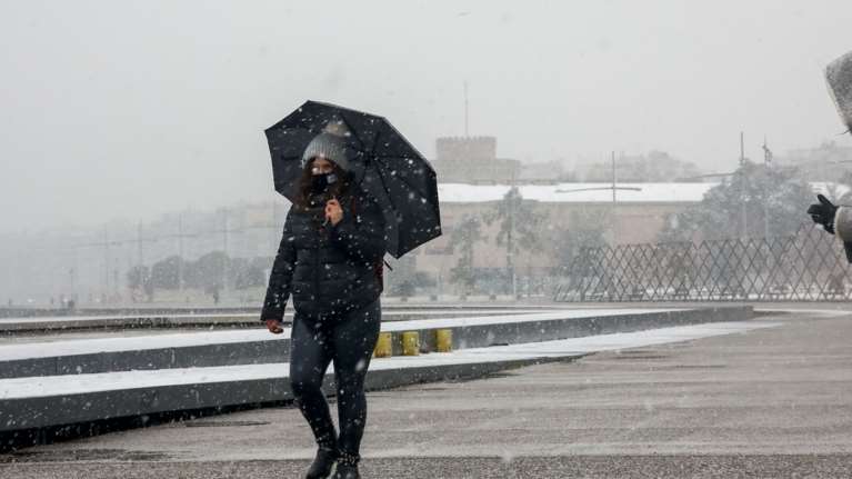 Αγριεύει ο καιρός: Ερχεται τσουχτερό κρύο και τα πρώτα χιόνια - Η πρόγνωση έως την Κυριακή