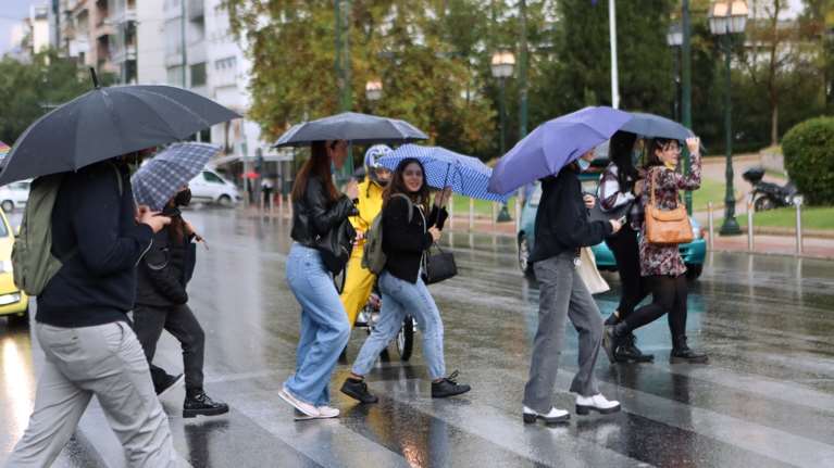 Προειδοποίηση Μαρουσάκη: Διαδοχικά κύματα κακοκαιρίας στη χώρα - Πότε θα έχουμε έντονα φαινόμενα στην Αττική