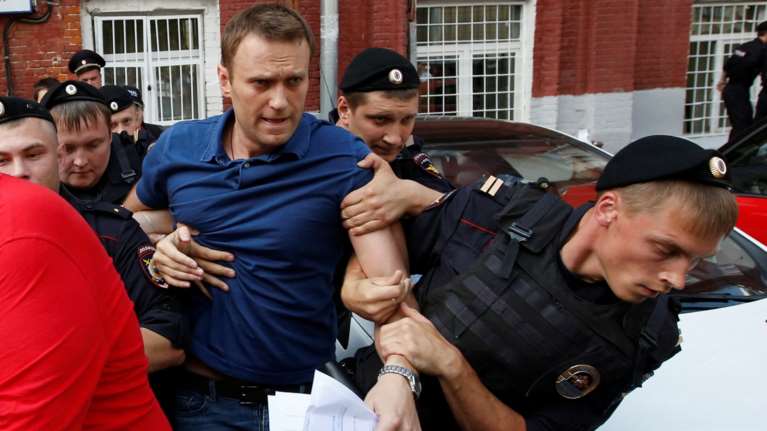 Μυστηριώδης θάνατος του Αλεξέι Ναβάλνι: Ο μεγαλύτερος αντίπαλος του Πούτιν βρέθηκε νεκρός στη φυλακή