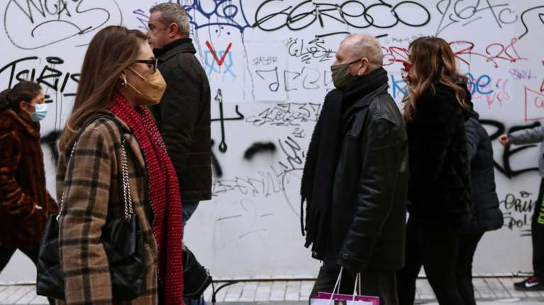 Αυτές είναι οι 5 πιθανές παρενέργειες στα παιδιά από το εμβόλιο - Τα κρούσματα της Όμικρον διπλασιάζονται ανά 2-3 μέρες