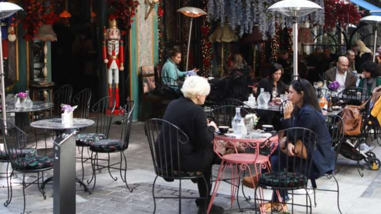 Κορονοϊός: Στα ύψη με 29.334 νέα κρούσματα - 78 θάνατοι και 632 διασωληνωμένοι