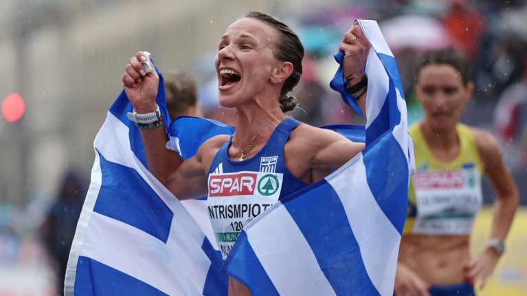 Αντιγόνη Ντρισμπιώτη: Η Ελληνίδα πρωταθλήτρια με τον σύζυγό της - Φωτό από τον γάμο τους