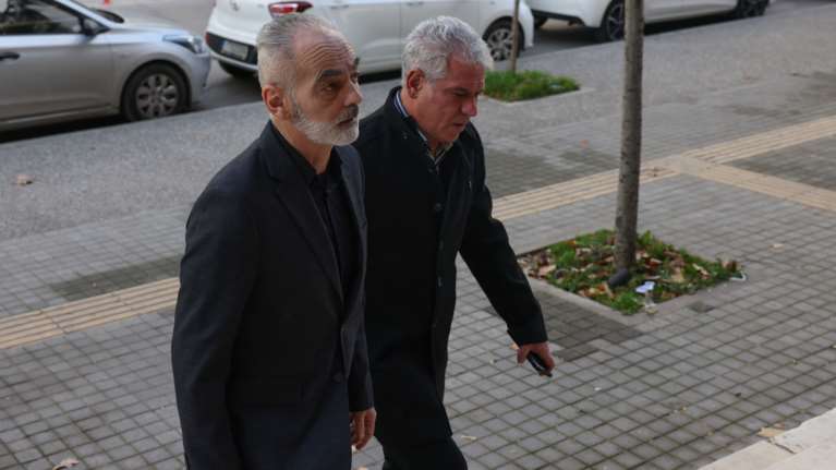 Συγκλονίζει ο πατέρας του Άλκη Καμπανού: "Κάθε μέρα πηγαίνω στο μνήμα του γιου μου, βλέπω flashback με τα τελευταία λεπτά του"