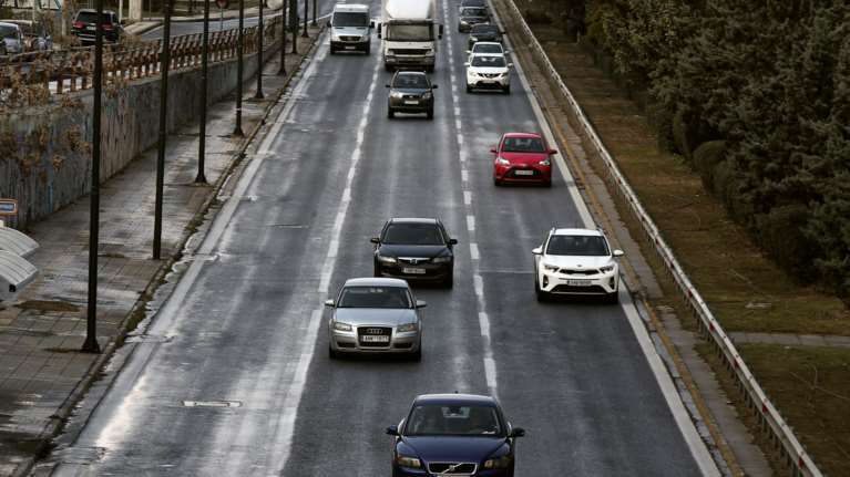 Ελεύθερη η κυκλοφορία των φορτηγών σε Αττική Οδό, Περιφερειακή Υμηττού και Αιγάλεω