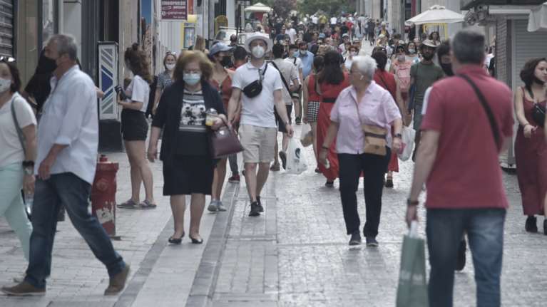 Δημοσκόπηση Marc: Πρώτοι με διαφορά ΣΥΡΙΖΑ και Ελληνική Λύση στους ανεμβολίαστους - Το 74% δεν θα κάνει το εμβόλιο