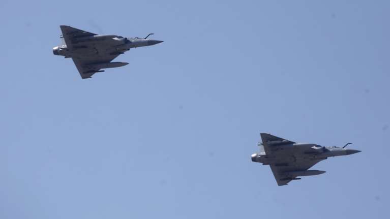 Θεσσαλονίκη: Καθυστερήσεις πτήσεων στο αεροδρόμιο &quot;Μακεδονία&quot; λόγω των διελεύσεων μαχητικών αεροσκαφών