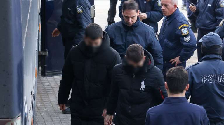 Δίκη Άλκη Καμπανού: "Ήθελαν να χτυπήσουν Αρειανούς" - Κατέθεσε ο μάρτυρας αστυνομικός