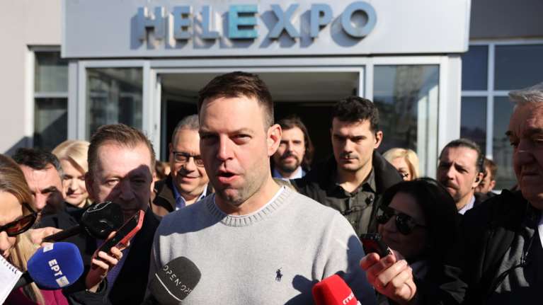 Στέφανος Κασσελάκης: Ο Μητσοτάκης θέλει να αγοράσει χρόνο από τους αγρότες και όχι να λύσει τα προβλήματα