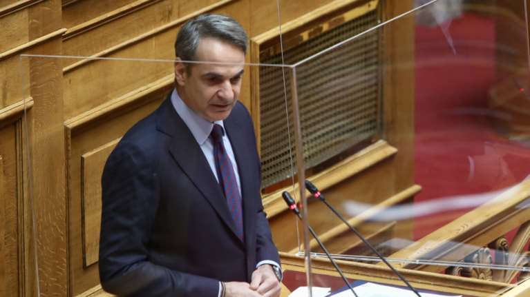 Μητσοτάκης στη Βουλή: Οι εκλογές της άνοιξης θα φέρουν και μία άνοιξη στον τόπο με αυτοδύναμη ΝΔ
