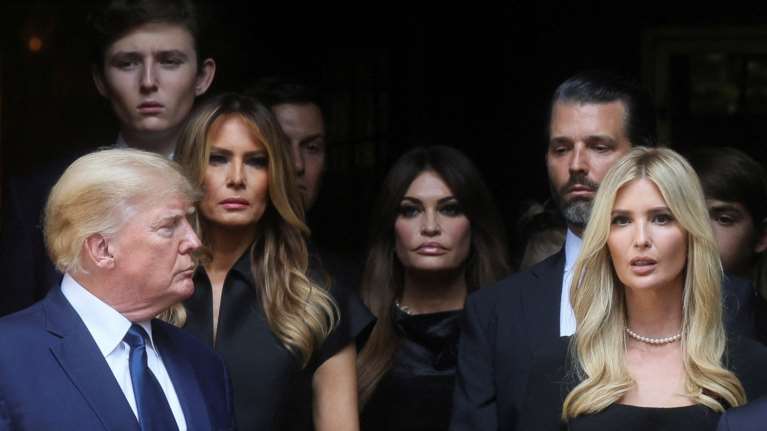 Ντόναλντ Τραμπ: Η εισαγγελέας της Ν.Υόρκης τον κυνηγάει μαζί με τα παιδιά του για φοροδιαφυγή - Η αγωγή