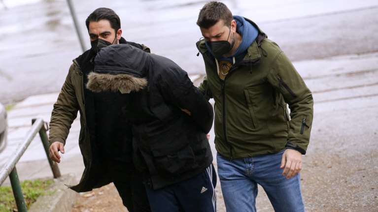 Δολοφονία Άλκη: Επί 6 ώρες κατέθετε ο 22χρονος που παραδόθηκε στις Αρχές - Οδηγούσα μόνο το αυτοκίνητο