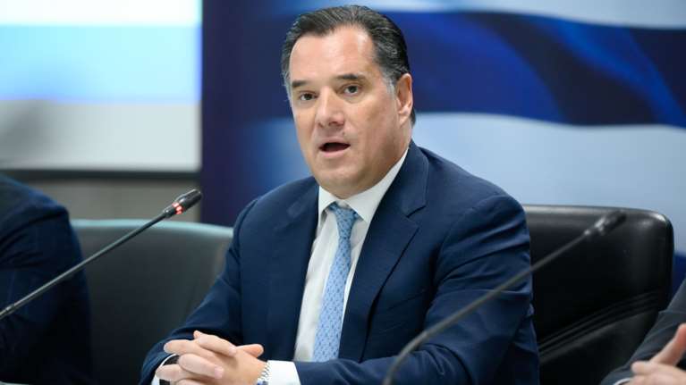 Άδωνις Γεωργιάδης: "Τι άλλο θα σκεφτούν…" - Τον εμφανίζουν αποστολέα σε μήνυμα - απάτη προς μεσιτικά γραφεία