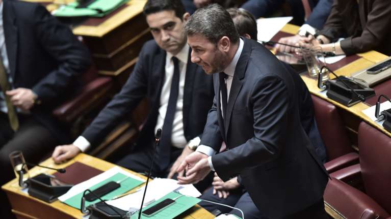 Ανδρουλάκης για Καραμανλή: &quot;Αυτόν χειροκροτείτε; Το κόμμα σας έχει μηδενική ενσυναίσθηση&quot;