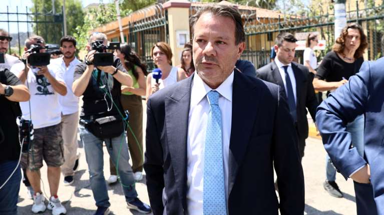 Νέα μαρτυρία για τη σύζυγο του Λύτρα μετά τον ξυλοδαρμό: &quot;Την έβαλαν σε αναπηρικό αμαξίδιο, δεν μπορούσε να μιλήσει&quot;