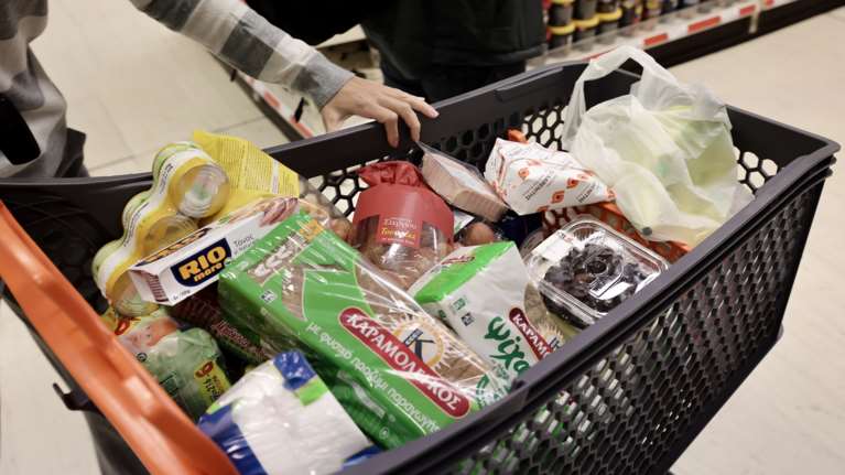 Ανοίγει σε δέκα ημέρες η πλατφόρμα για το Market Pass - Με ηλεκτρονική κάρτα οι αγορές