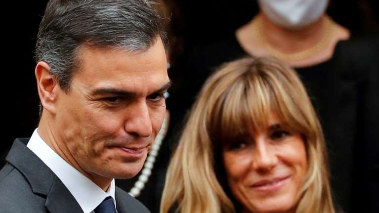 "Βόμβα" στην Ισπανία: Σκέφτεται να παραιτηθεί ο Πέδρο Σάντσεθ - Το σκάνδαλο διαφθοράς που εμπλέκεται η σύζυγός του