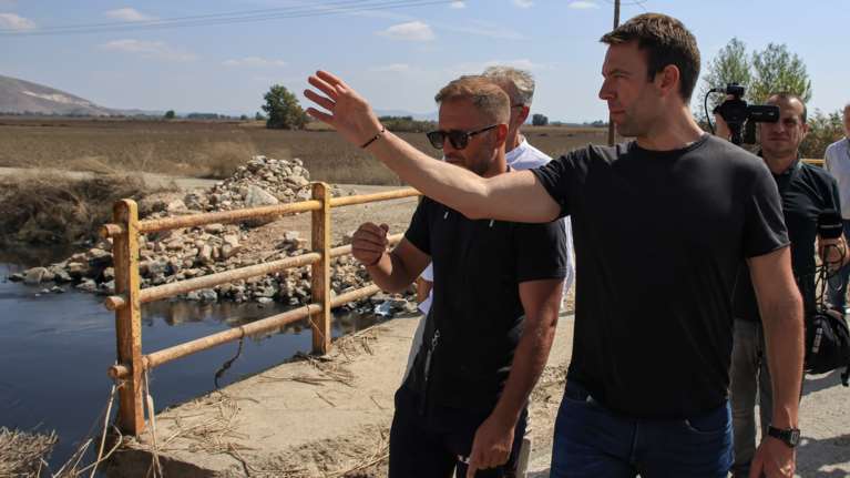 Κασσελάκης: Ζήτησα από μια 85χρονη γιαγιά να έχω την ευχή της, να μπορέσω να κάνω καλό στον τόπο μου