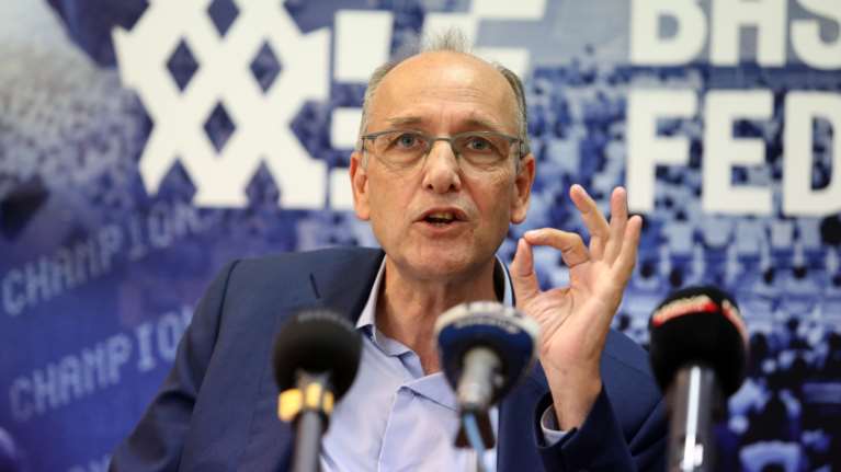 ΕΟΚ: Μήνυση από τον πρόεδρο Βαγγέλη Λιόλιο στον Δημήτρη Γιαννακόπουλο