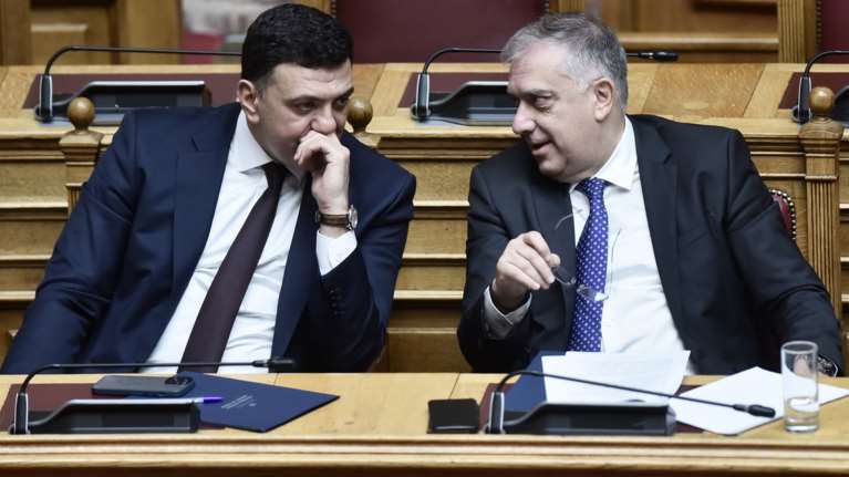 Επιπλέον 1.118 αστυνομικοί σε πύλες εισόδου και αεροδρόμια εν όψει τουριστικής περιόδου - Συνάντηση Θεοδωρικάκου-Κικίλια