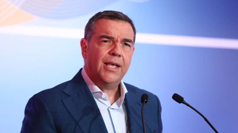 Αλέξης Τσίπρας: &quot;Ιθάκη&quot; ο τίτλος του νέου του βιβλίου - Τα 11+1 κεφάλαια