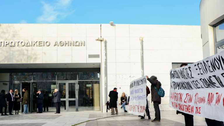 Κολωνός: Αρρωστημένα μηνύματα του Μίχου στην 12χρονη, &quot;σε ραντεβού πήγες; Να μου δώσεις τα μισά&quot;- Ξεσπά η γιαγιά της