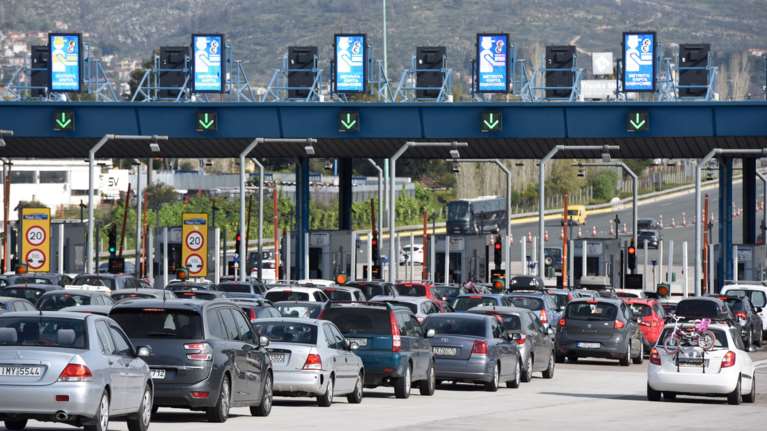 Ανάρτηση Μητσοτάκη για τη μείωση σε διόδια: Από σήμερα οι οδηγοί θα πληρώνουν έως 3 ευρώ λιγότερα