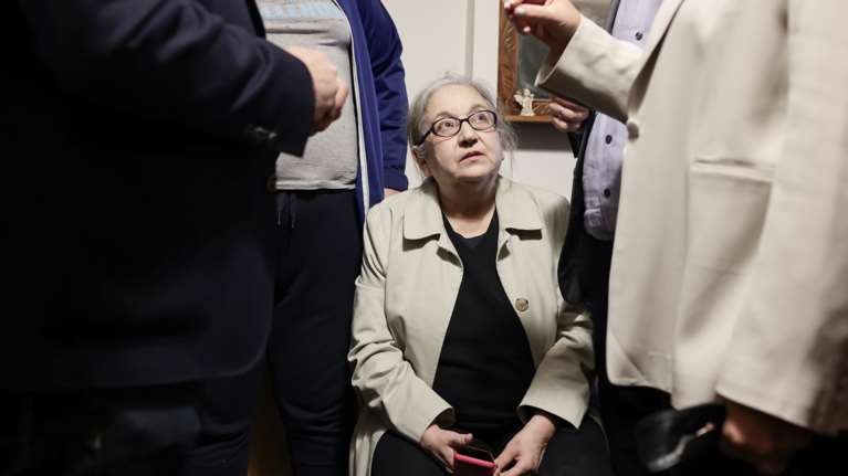 Η ΕΣΗΕΑ για την Ιωάννα Κολοβού: Αμέριστη συμπαράσταση στη συνάδελφο που έχασε το μοναδικό της σπίτι