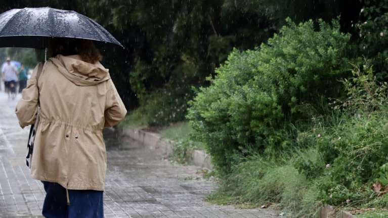 Καιρός: Ερχεται χειμώνας με βροχές, καταιγίδες και πτώση της θερμοκρασίας – Ποιες περιοχές θα επηρεαστούν