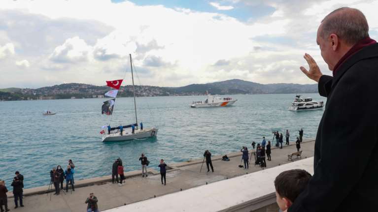 Τραβάει το σχοινί ο Ερντογάν και ξεκινά γεωτρήσεις στα νότια της Κρήτης