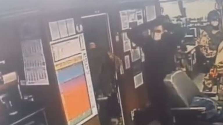 Γερμανική φρεγάτα έκανε έλεγχο σε τουρκικό πλοίο ανοιχτά της Πελοποννήσου- &quot;Ελληνική προβοκάτσια&quot; φωνάζει η Αγκυρα