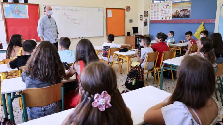 Σχολεία: Τι ισχύει με τις απουσίες των μαθητών λόγω των εποχικών ιώσεων
